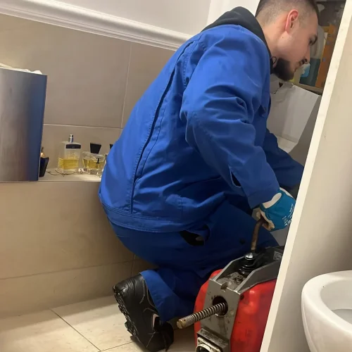 Rohr Cleaner bei Rohrreinigung in Düsseldorf